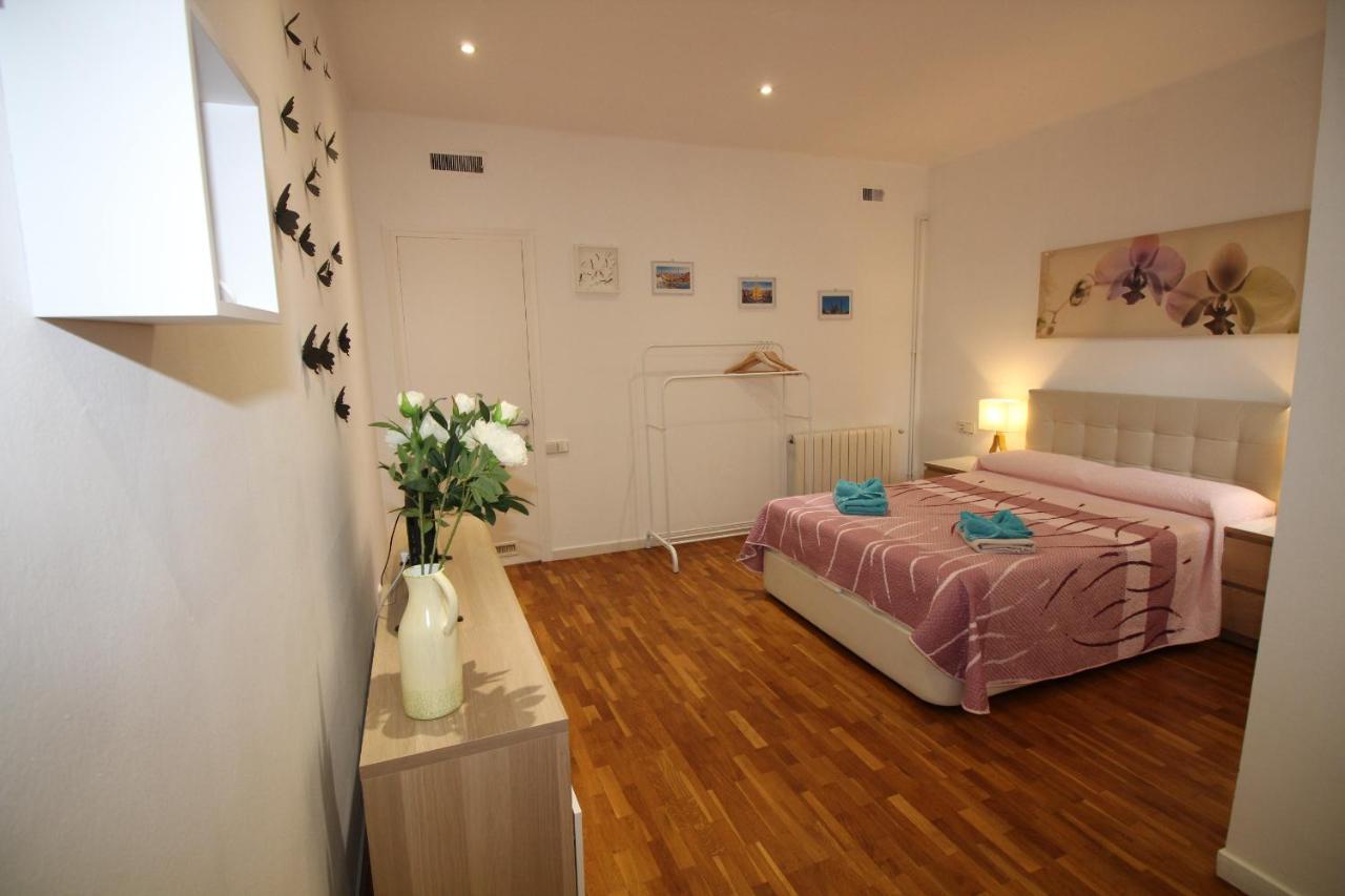 Rooms Arago Βαρκελώνη Εξωτερικό φωτογραφία